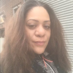 Meet your Posher, Virginia